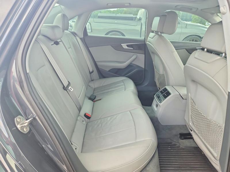 Продаж на аукціоні авто 2017 Audi A4, vin: WAULNAF44HN014574, номер лоту: 55708236