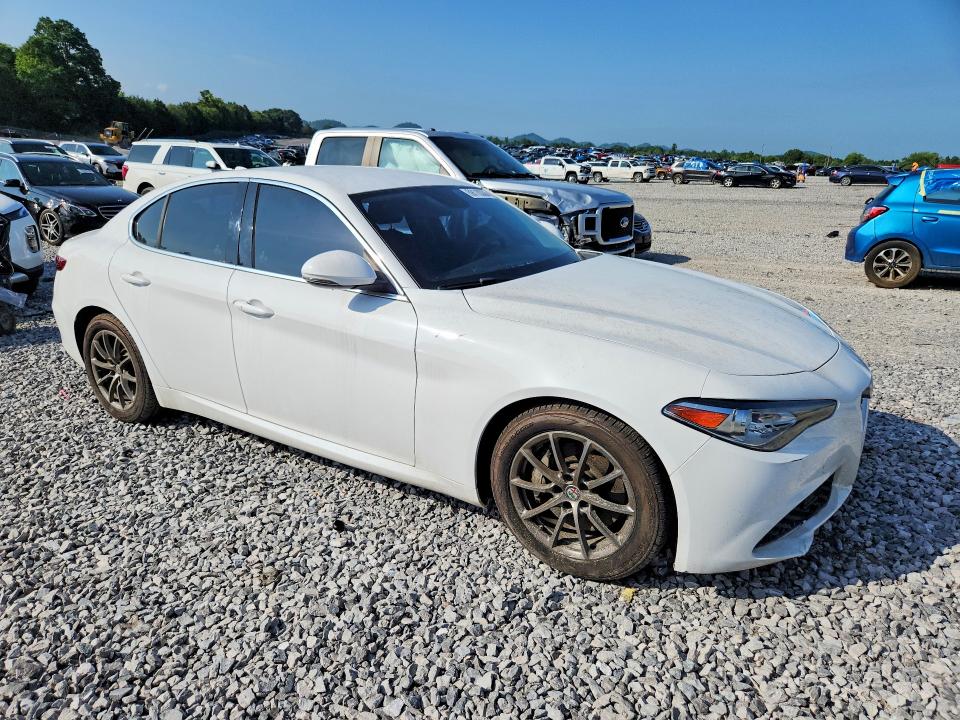Продажа на аукционе авто 2017 Alfa Romeo Giulia, vin: ZARFAEBN6H7553984, номер лота: 59110336