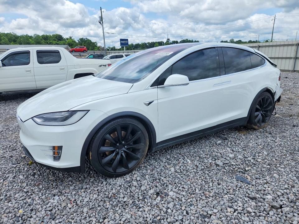 Auction sale of the 2017 Tesla Model X, vin: 5YJXCBE20HF077010, lot number: 56865366