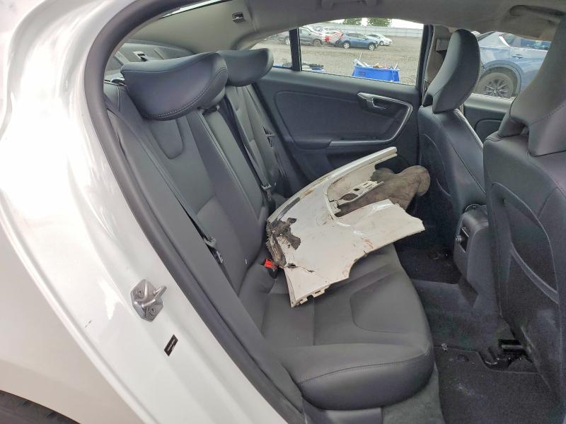 Продажа на аукционе авто 2015 Volvo S60, vin: YV1612TB8F2308282, номер лота: 56527856