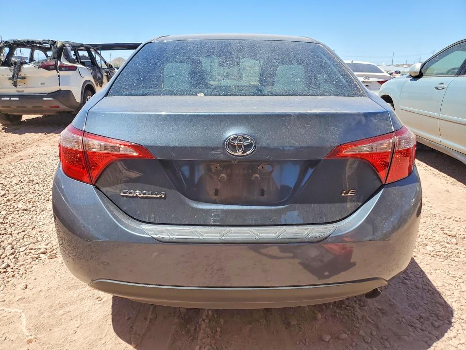 56167126 :رقم المزاد ، 2T1BURHE2HC800320 vin ، 2017 Toyota Corolla مزاد بيع