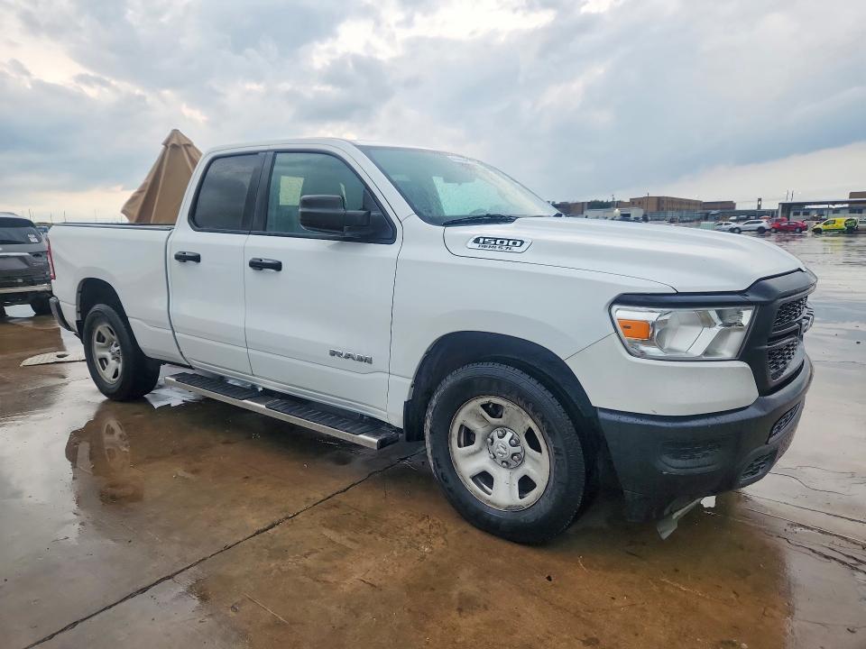 58002376 :رقم المزاد ، 1C6RRECT7KN667421 vin ، 2019 Ram 1500 مزاد بيع