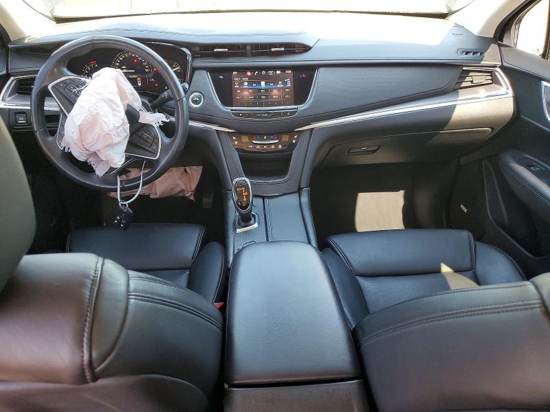 58104686 :رقم المزاد ، 1GYKNERS3HZ103684 vin ، 2017 Cadillac Xt5 مزاد بيع