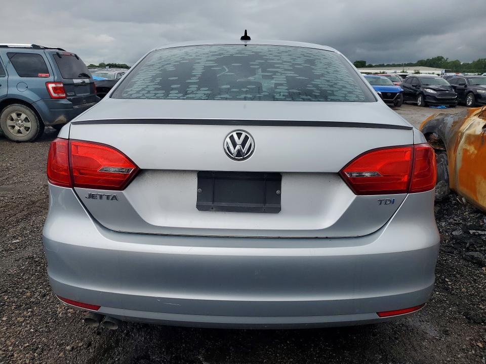 2013 Volkswagen Jetta მანქანა იყიდება აუქციონზე, vin: 3VWLL7AJXDM393042, აუქციონის ნომერი: 55173806