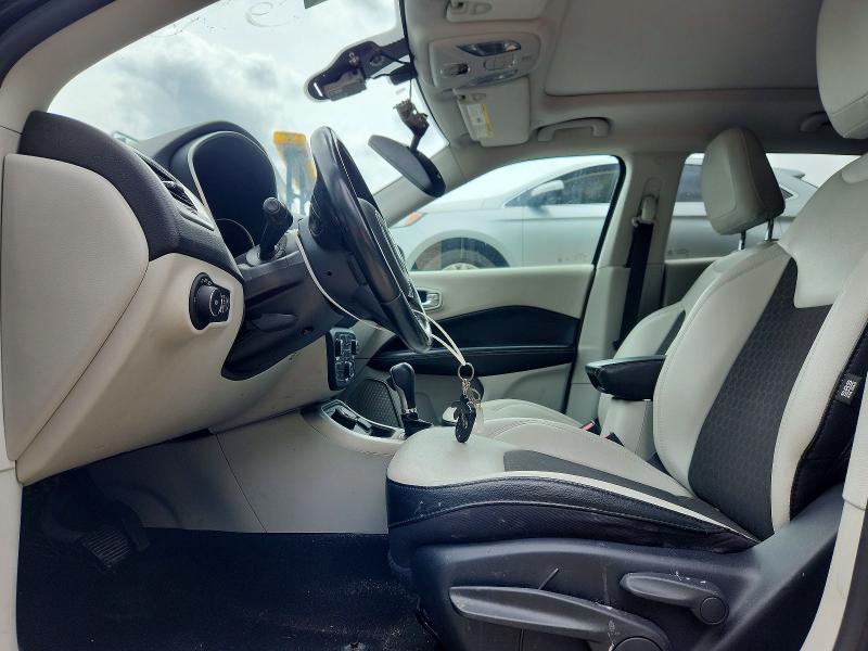 57617676 :رقم المزاد ، 3C4NJDBB3LT217395 vin ، 2020 Jeep Compass مزاد بيع