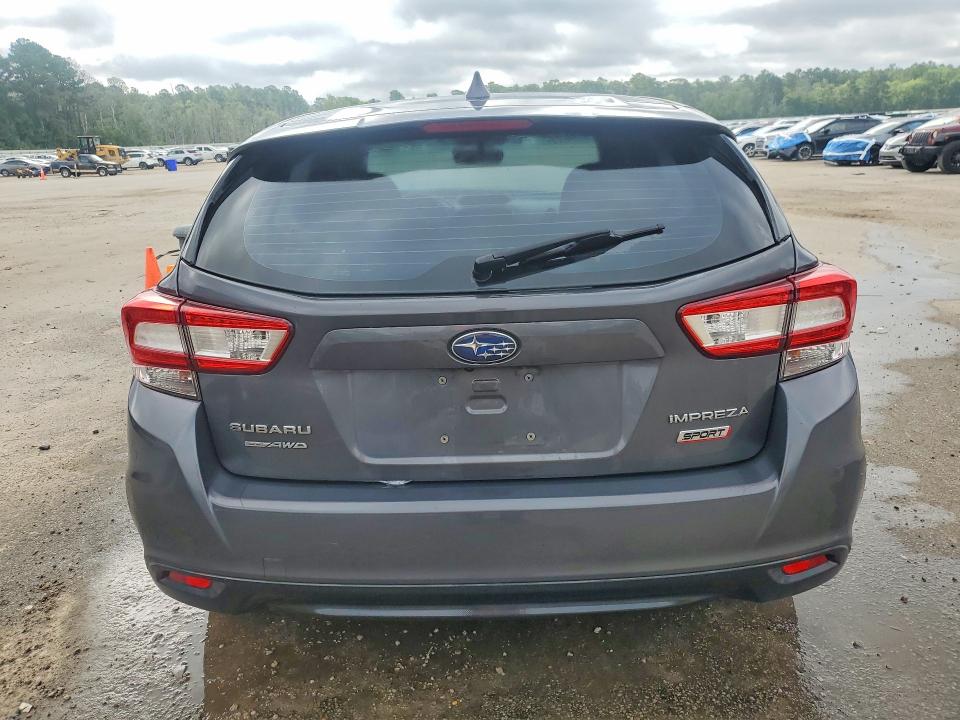 57302496 :رقم المزاد ، 4S3GTAL61J3701786 vin ، 2018 Subaru Impreza مزاد بيع