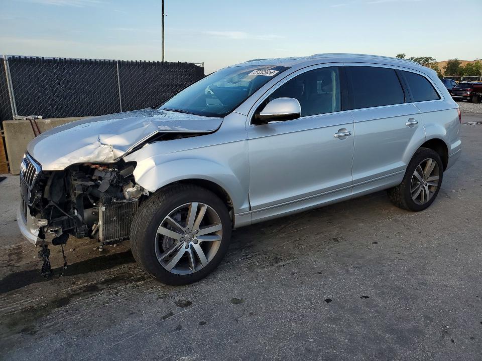 57205856 :رقم المزاد ، WA1LMAFE1FD016567 vin ، 2015 Audi Q7 مزاد بيع