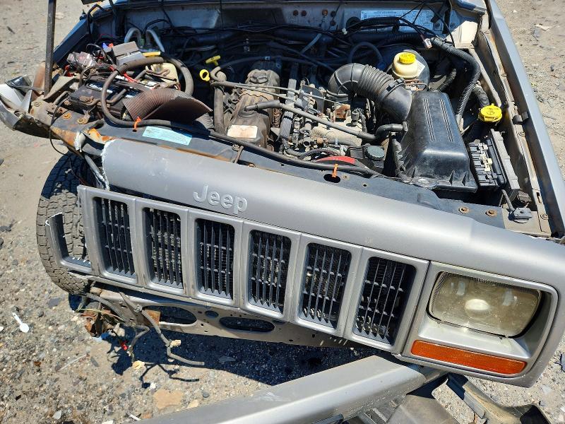 58797436 :رقم المزاد ، 1J4FF48S01L546538 vin ، 2001 Jeep Cherokee مزاد بيع