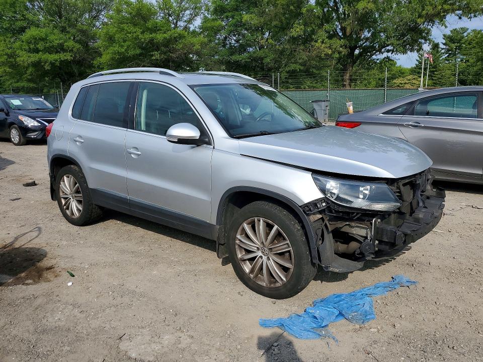 58636786 :رقم المزاد ، WVGBV3AX5DW612524 vin ، 2013 Volkswagen Tiguan مزاد بيع