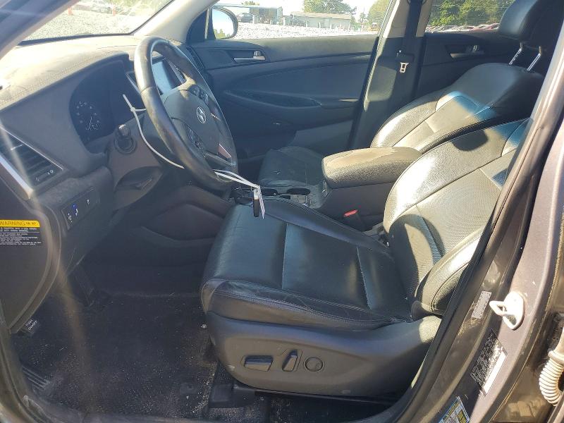 55239286 :رقم المزاد ، KM8J33A49JU711717 vin ، 2018 Hyundai Tucson مزاد بيع
