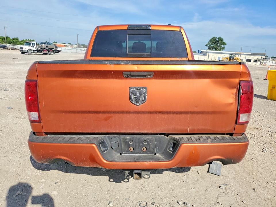 55862086 :رقم المزاد ، 1D7RB1CT1AS169372 vin ، 2010 Dodge Ram 1500 مزاد بيع