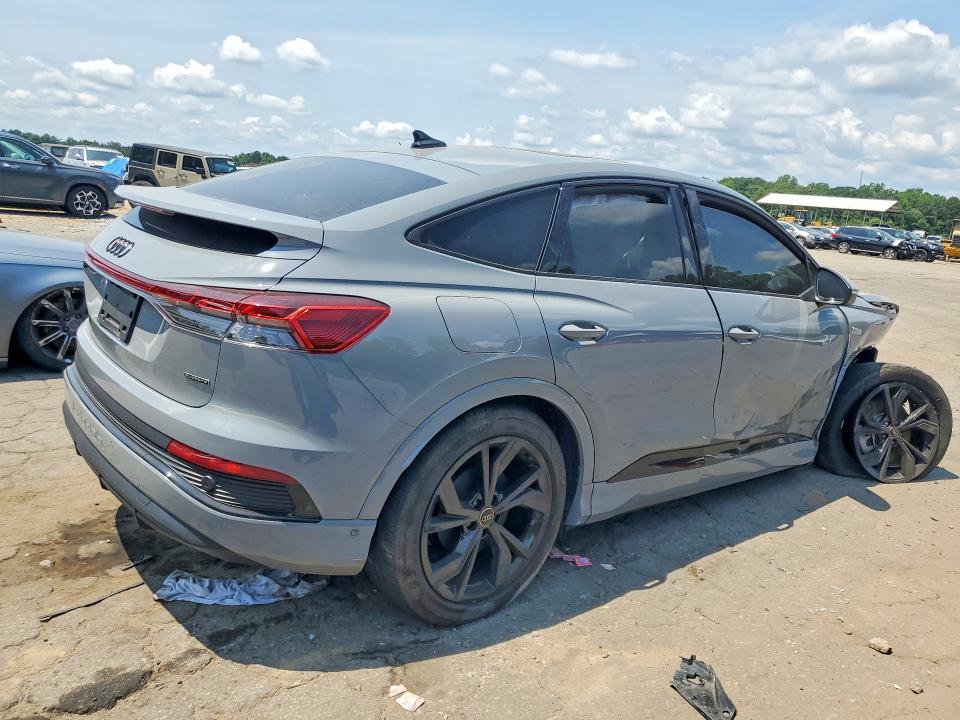 58883126 :رقم المزاد ، WA13UBFZ6RP069681 vin ، 2024 Audi Q4 E-tron مزاد بيع