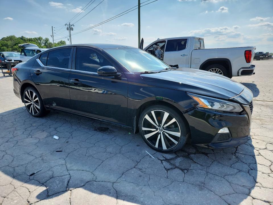 56460156 :رقم المزاد ، 1N4BL4CW5KC214416 vin ، 2019 Nissan Altima مزاد بيع