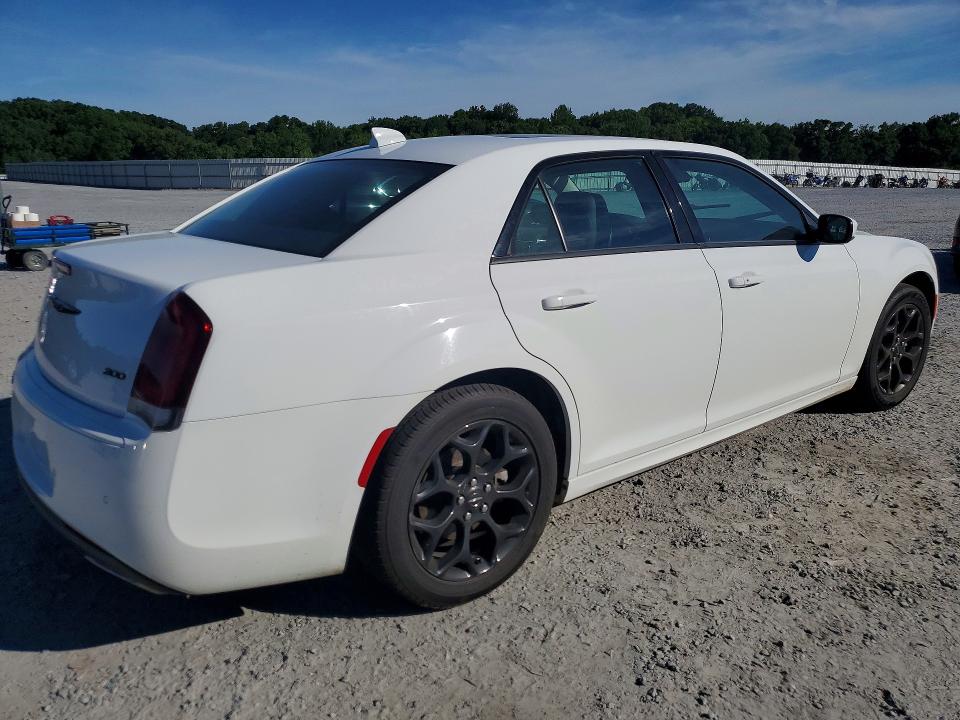 58368336 :رقم المزاد ، 2C3CCASG8PH620691 vin ، 2023 Chrysler 300 مزاد بيع