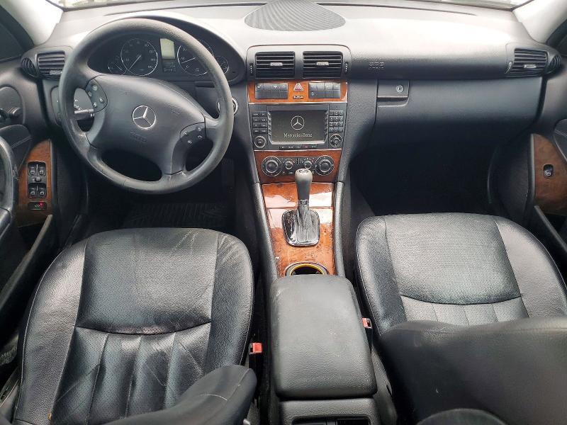 2006 Mercedes-benz C მანქანა იყიდება აუქციონზე, vin: WDBRF92H56F755923, აუქციონის ნომერი: 55682876