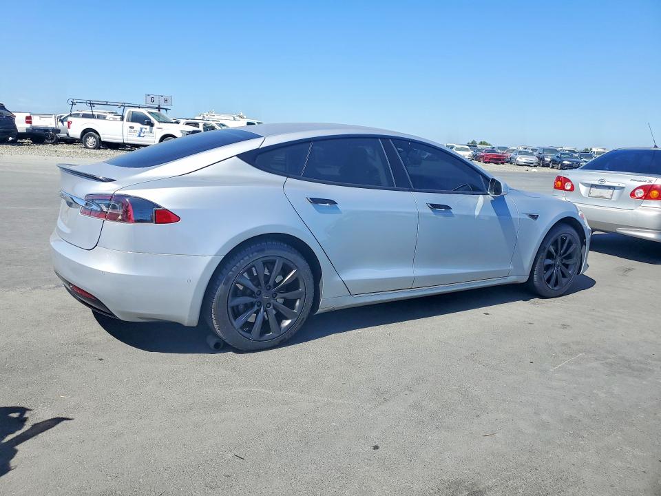 85622175 :رقم المزاد ، 5YJSA1E18GF156697 vin ، 2016 Tesla Model S مزاد بيع