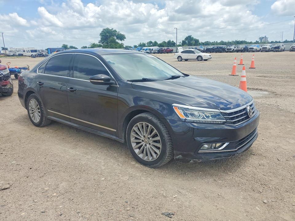 2017 Volkswagen Passat მანქანა იყიდება აუქციონზე, vin: 1VWBT7A35HC036307, აუქციონის ნომერი: 56534376