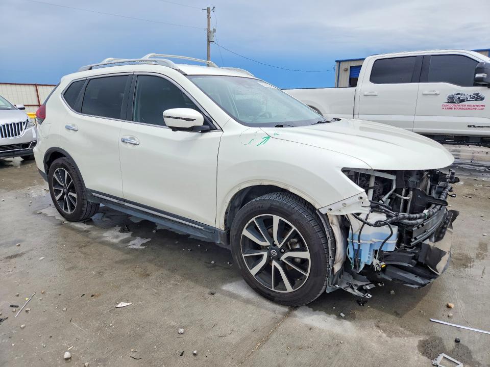 57603146 :رقم المزاد ، 5N1AT2MT2LC745133 vin ، 2020 Nissan Rogue مزاد بيع