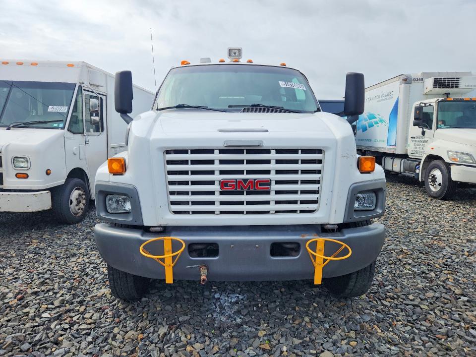 51818056 :رقم المزاد ، 1GDM8E1387F414274 vin ، 2007 Gmc C8500 مزاد بيع