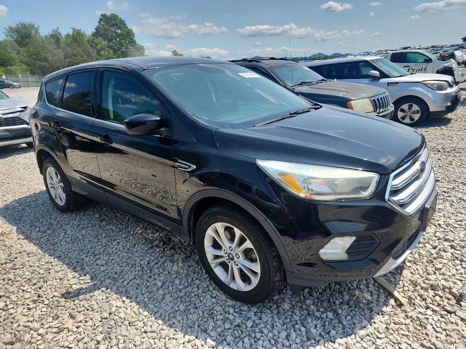 2017 Ford Escape მანქანა იყიდება აუქციონზე, vin: 1FMCU9GD8HUA57268, აუქციონის ნომერი: 59018466