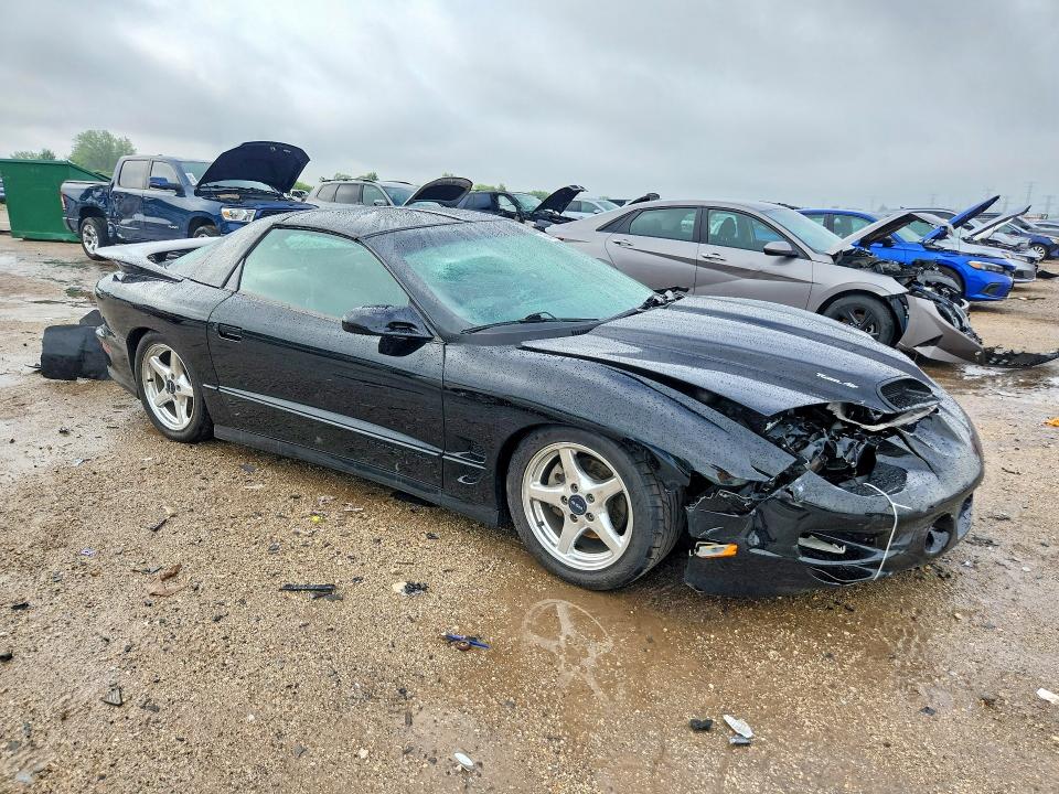 2000 Pontiac Firebird მანქანა იყიდება აუქციონზე, vin: 2G2FV22G1Y2165930, აუქციონის ნომერი: 56428936