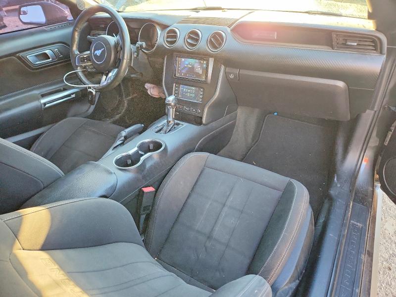 58300876 :رقم المزاد ، 1FATP8UH7J5109007 vin ، 2018 Ford Mustang مزاد بيع