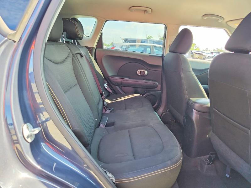Продаж на аукціоні авто 2015 Kia Soul, vin: KNDJP3A51F7113550, номер лоту: 57825446
