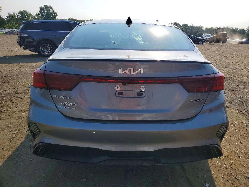 2022 Kia Forte მანქანა იყიდება აუქციონზე, vin: 3KPF54AD1NE486191, აუქციონის ნომერი: 85977905