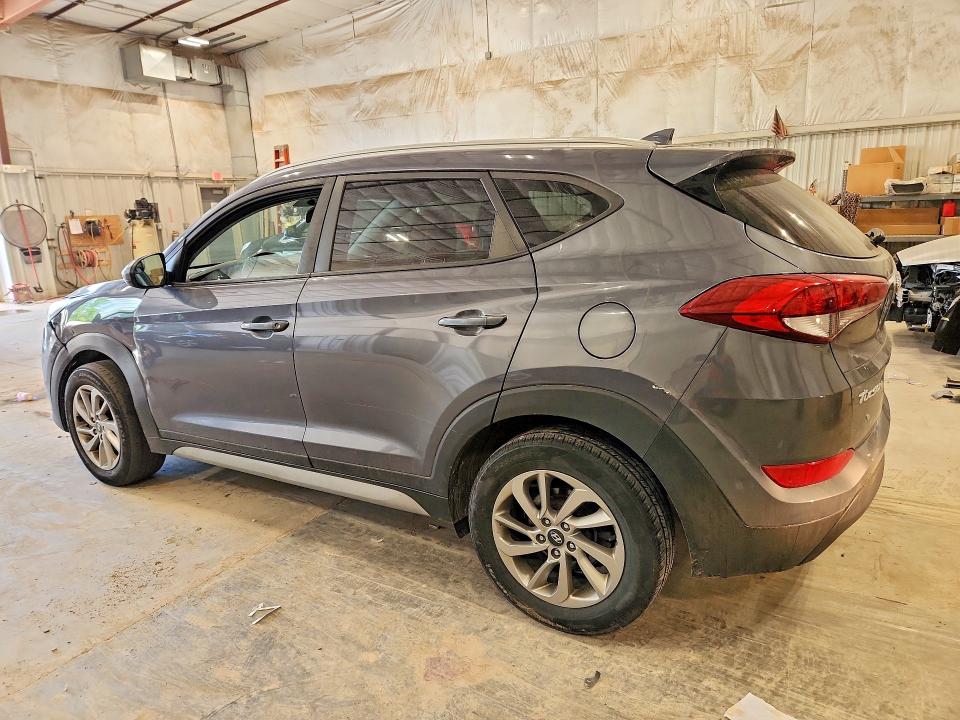 56130536 :رقم المزاد ، KM8J3CA49JU681828 vin ، 2018 Hyundai Tucson مزاد بيع