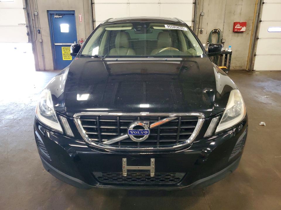 95585635 :رقم المزاد ، YV4902DZ4C2244123 vin ، 2012 Volvo Xc60 مزاد بيع