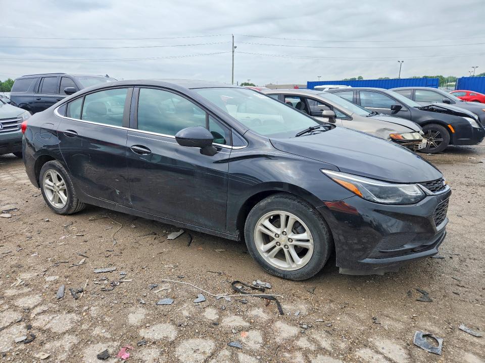 Продажа на аукционе авто 2018 Chevrolet Cruze, vin: 1G1BE5SM6J7162367, номер лота: 57816066