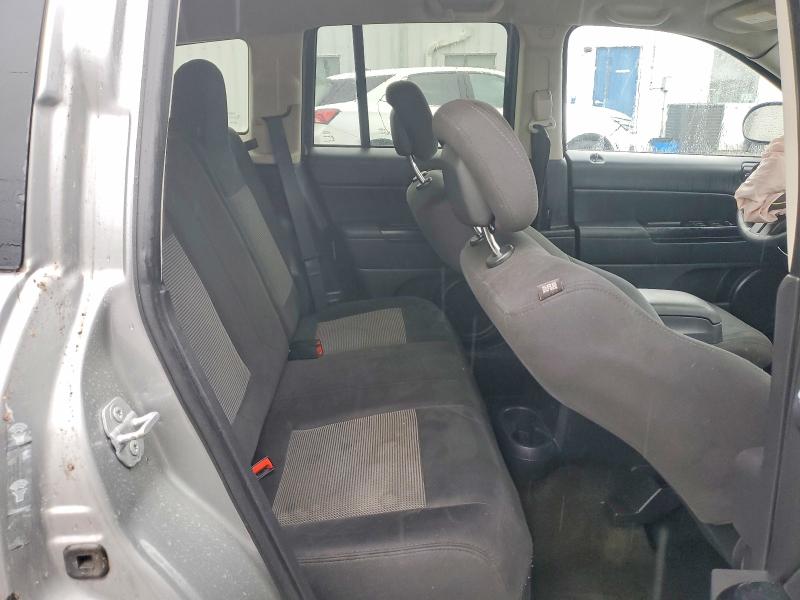 57240926 :رقم المزاد ، 1C4NJCBA3GD628454 vin ، 2016 Jeep Compass مزاد بيع