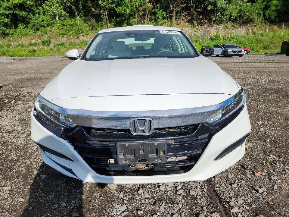 Продаж на аукціоні авто 2018 Honda Accord, vin: 1HGCV1F11JA117250, номер лоту: 57049946