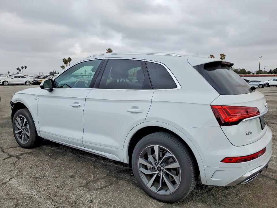 59017796 :رقم المزاد ، WA1EAAFY2P2153378 vin ، 2023 Audi Q5 مزاد بيع