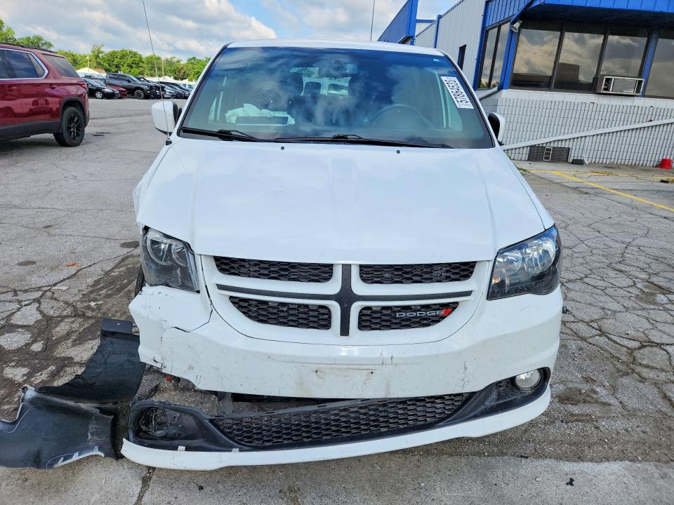 2017 Dodge Grand Caravan მანქანა იყიდება აუქციონზე, vin: 2C4RDGEG2HR754982, აუქციონის ნომერი: 57864536