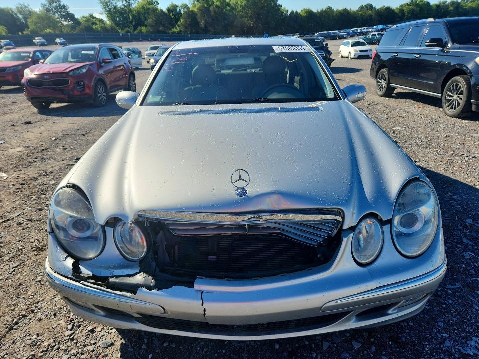 57085356 :رقم المزاد ، WDBUF65J73A220317 vin ، 2003 Mercedes-benz E مزاد بيع