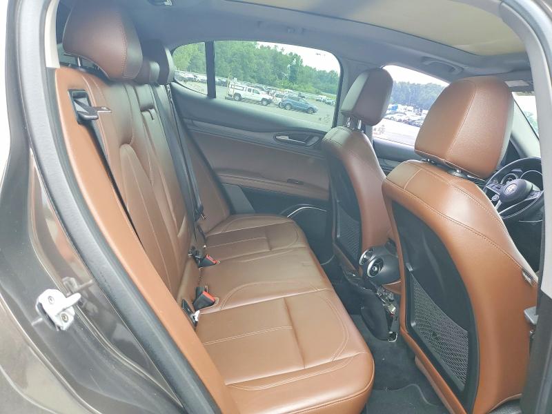 58647726 :رقم المزاد ، ZASPAKBN2K7C36294 vin ، 2019 Alfa Romeo Stelvio مزاد بيع