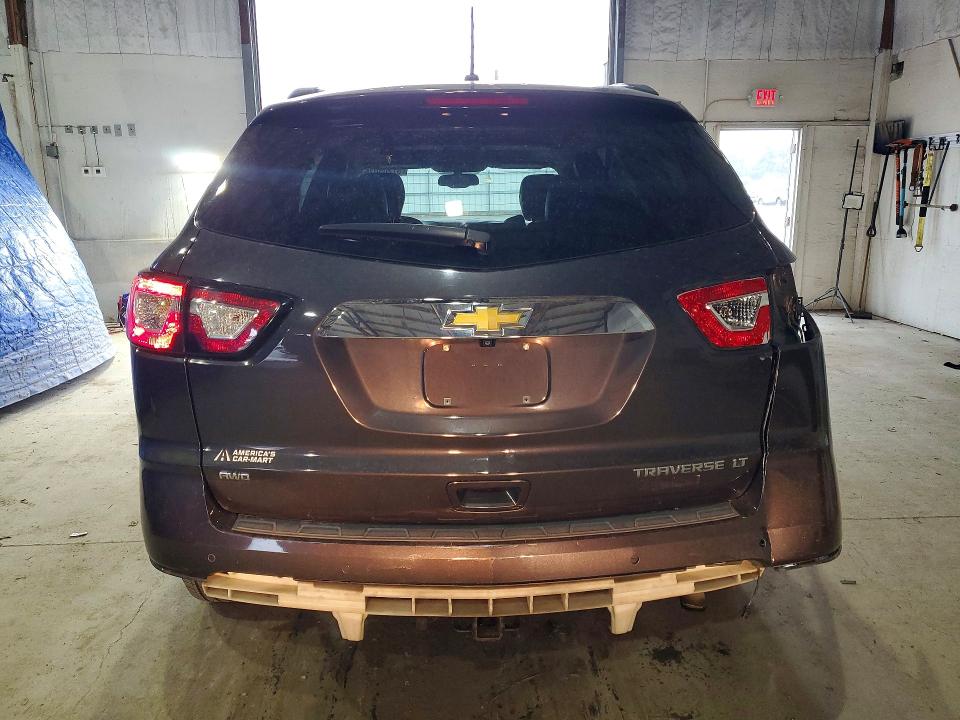 57205026 :رقم المزاد ، 1GNKVHKD7FJ187031 vin ، 2015 Chevrolet Traverse مزاد بيع