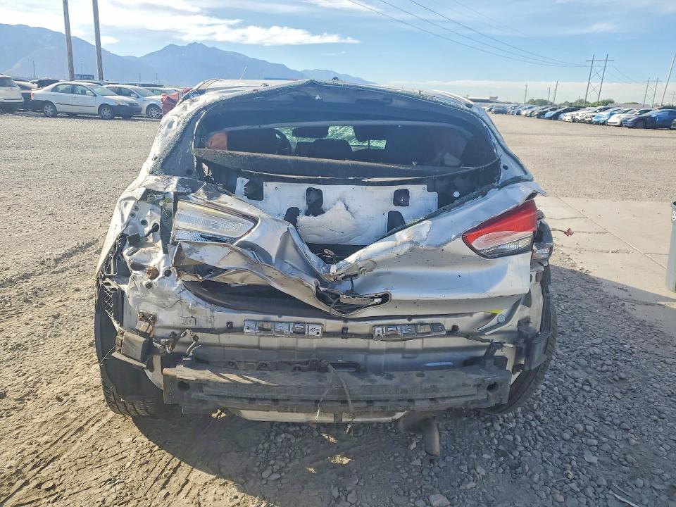 2018 Hyundai Elantra Gt მანქანა იყიდება აუქციონზე, vin: KMHH35LE5JU039168, აუქციონის ნომერი: 57431596