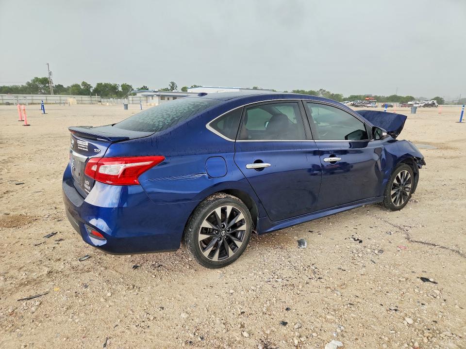 56593756 :رقم المزاد ، 3N1AB7APXJY331682 vin ، 2018 Nissan Sentra مزاد بيع