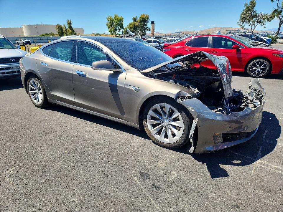 Aukcja sprzedaży 2016 Tesla Model S, vin: 5YJSA1E2XGF149808, numer aukcji: 56639386