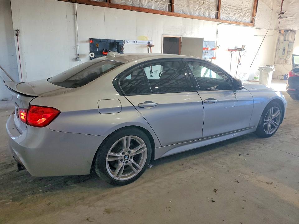 2013 Bmw 335 მანქანა იყიდება აუქციონზე, vin: WBA3B9C52DF140991, აუქციონის ნომერი: 55699916