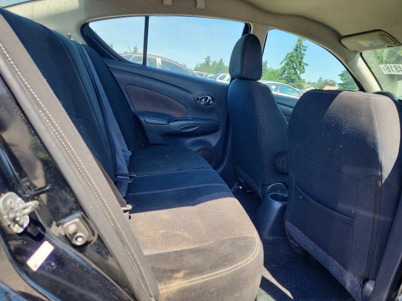 58474816 :رقم المزاد ، 3N1CN7APXJL872583 vin ، 2018 Nissan Versa مزاد بيع