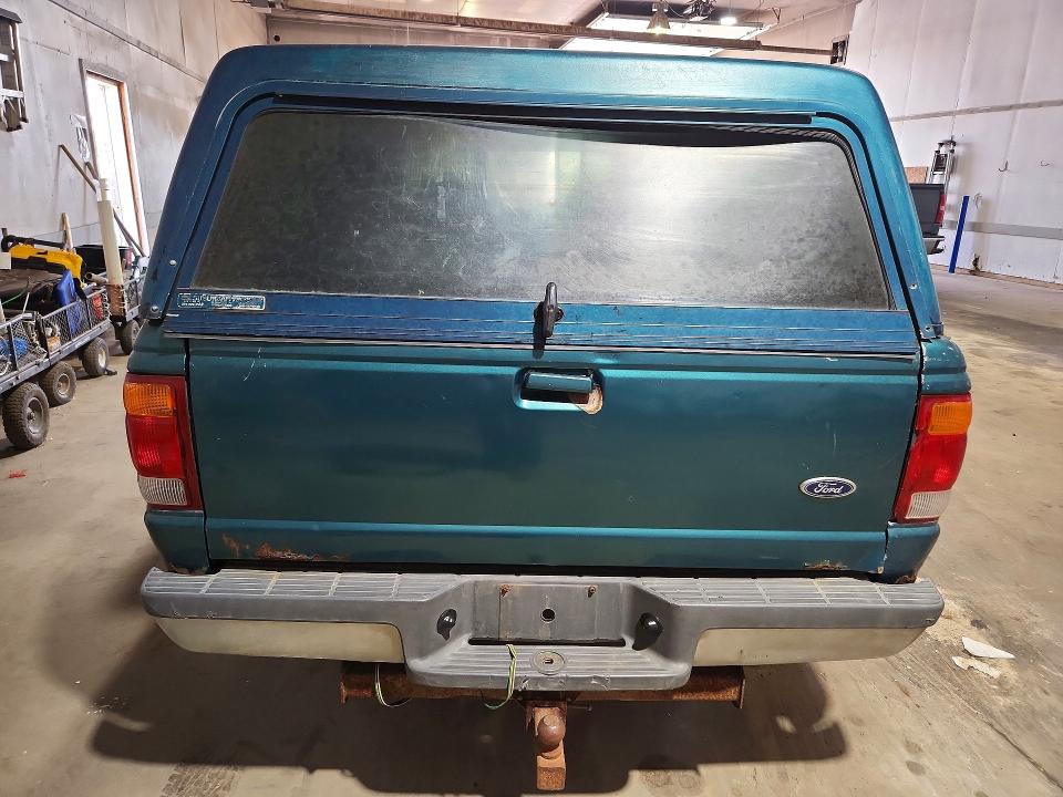 1998 Ford Ranger მანქანა იყიდება აუქციონზე, vin: 1FTYR10C6WUC97513, აუქციონის ნომერი: 55834266