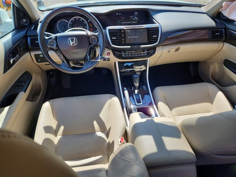 58510746 :رقم المزاد ، 1HGCR2F82HA064222 vin ، 2017 Honda Accord مزاد بيع