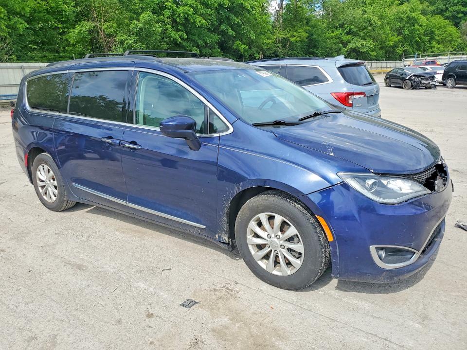 Продаж на аукціоні авто 2017 Chrysler Pacifica, vin: 2C4RC1BG9HR576184, номер лоту: 55796986