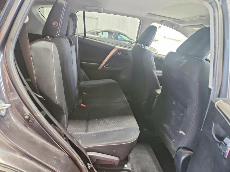 57009346 :رقم المزاد ، JTMRFREV3JJ741107 vin ، 2018 Toyota Rav4 مزاد بيع