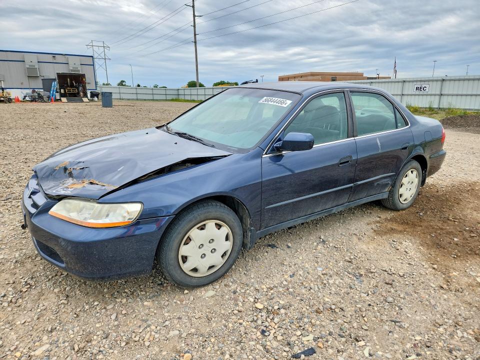 56844466 :رقم المزاد ، JHMCG5648YC000854 vin ، 2000 Honda Accord مزاد بيع
