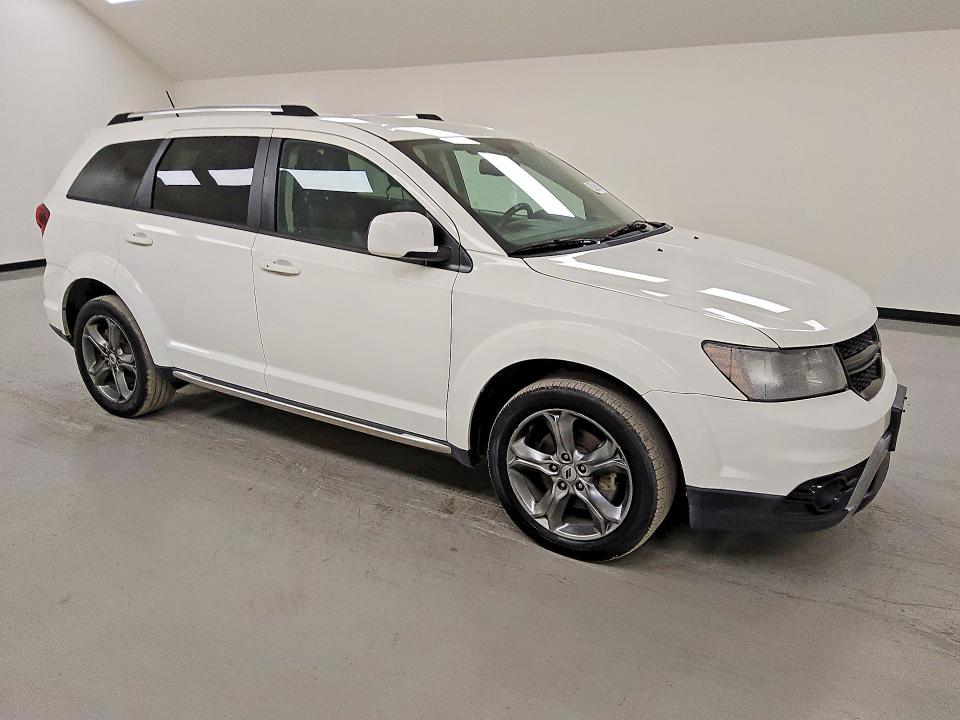 57883056 :رقم المزاد ، 3C4PDCGB5JT145406 vin ، 2018 Dodge Journey مزاد بيع