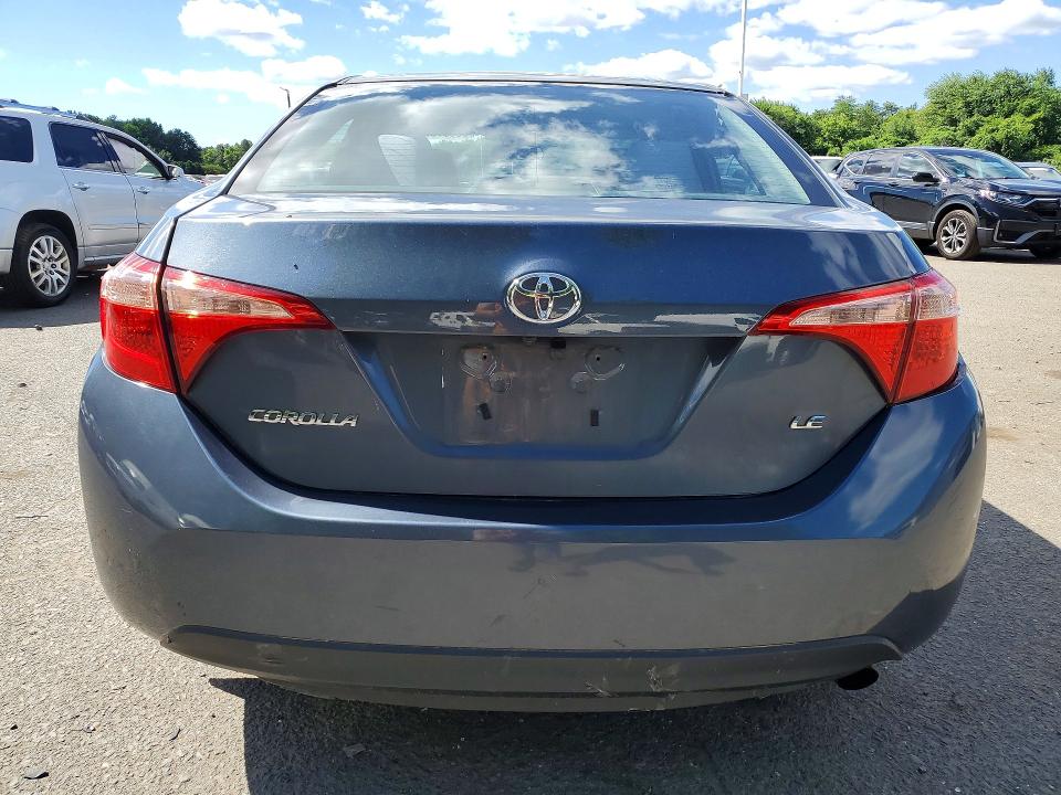 2018 Toyota Corolla მანქანა იყიდება აუქციონზე, vin: 2T1BURHE6JC982979, აუქციონის ნომერი: 56997986